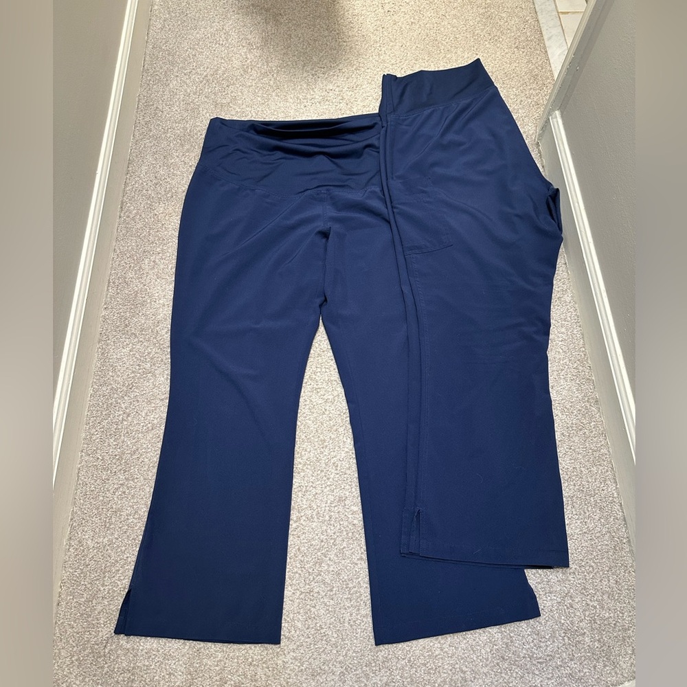 2 pairs Med Couture large maternity scrub pants - navy GUC/FLAWS! style #8727